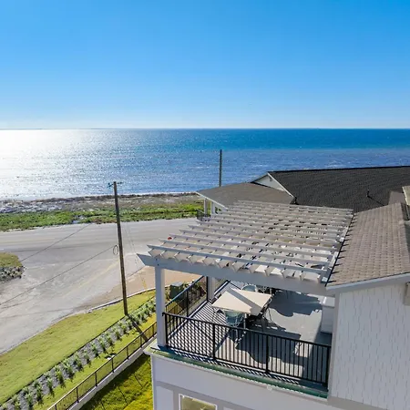Farr Away Living By Pristine Properties Vacation Rentals